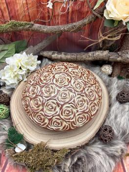 Tierurne Außenbereich - Diskusform, Terrakotta mit Rosenblüten, Volumen: ca. 1,50 Ltr. - Auslaufmodell