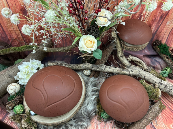 Tierurnen für den Außenbereich - Diskus - Braun, Gruppenbild (G1-G3)