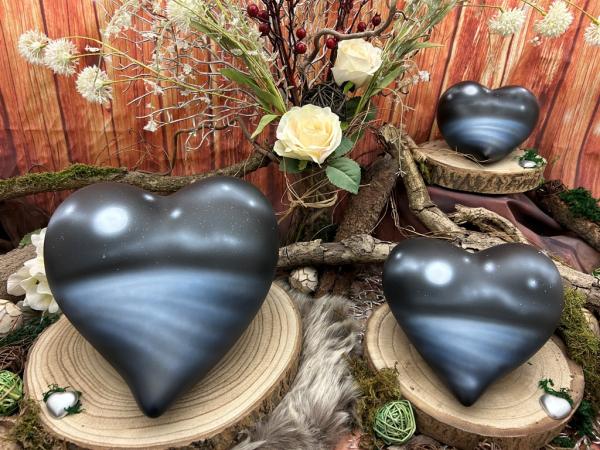 Tierurnen für den Innenbereich - Herzen in Schwarz mit Motiv: Mond & Sterne, silberf. Dekoherzchen, Volumen: ca. 2,50 Ltr.